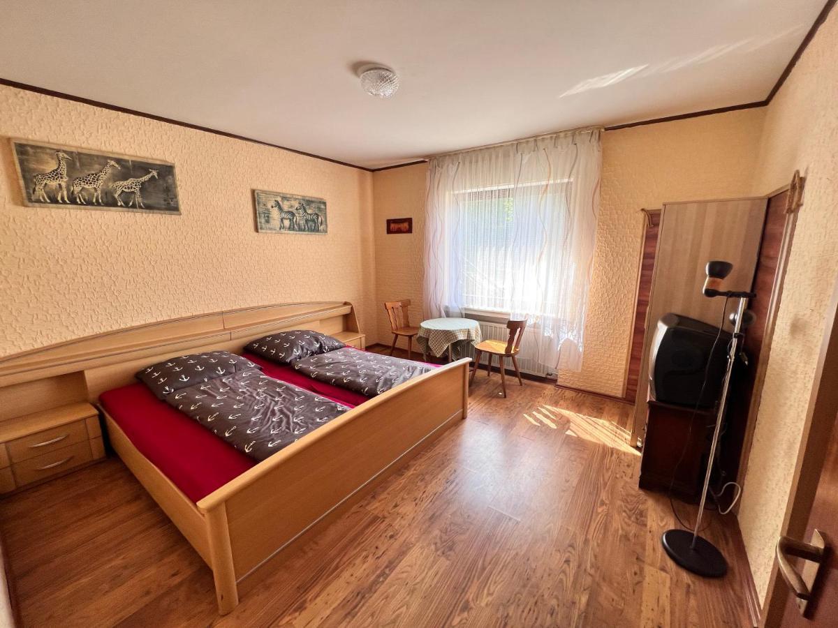 Landgasthof Zum Anker Langenfeld  Экстерьер фото